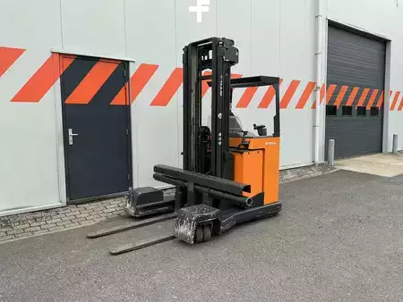 Reach Truck 2010  Atlet UFS250DTFVRF540 (1)