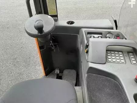Reach Truck 2010  Atlet UFS250DTFVRF540 (3)