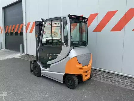 Eléctrico - 4 rodas 2020  Still RX60-30 (2)