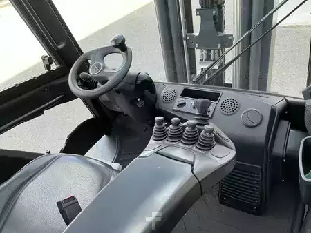 Gázüzemű targoncák 2019  Linde H50T-02/600 (3)