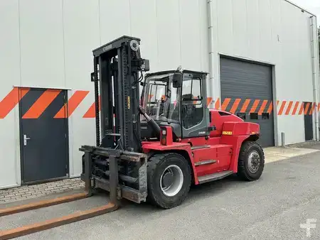 Dieselstapler 2017  Kalmar DCG120-6 (1)