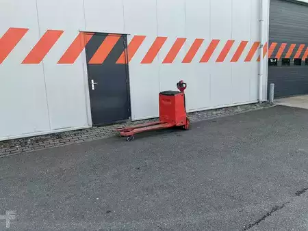 Transpalettes électriques 2019  Linde T20 (5)
