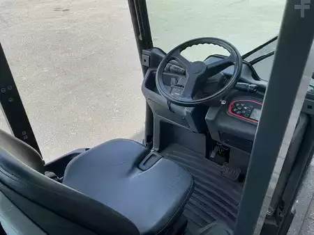 Tractor Industrial 2015  Linde P60 (3)