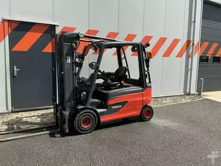 Elektrisk- 4 hjul 2016  Linde E25L-01 (1)