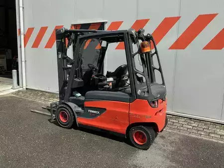 Elektrisk- 4 hjul 2016  Linde E25L-01 (2)