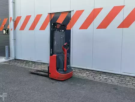 Apilador eléctrico 2020  Linde L10 (2)