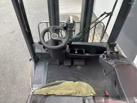 Diesel heftrucks  Linde H25D-02 (3)