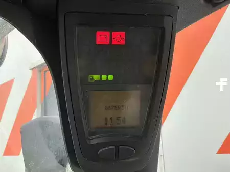 Diesel heftrucks  Linde H25D-02 (4)