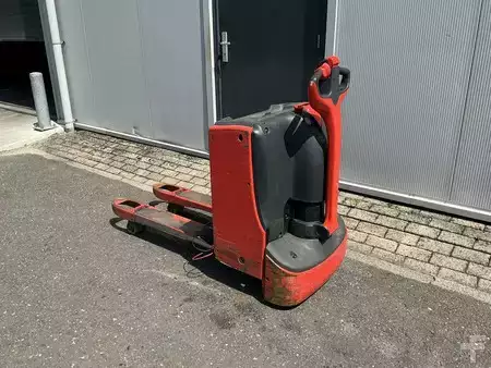Transpaleta eléctrica  Linde T16 (2)