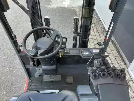 Elektro tříkolové VZV 2018  Toyota 7FBEST13 (3)