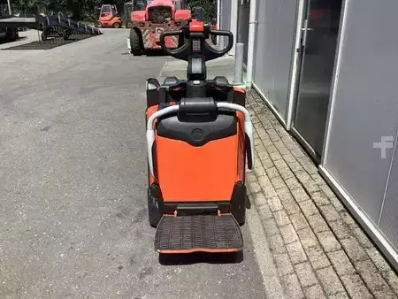 Nízkozdvižný vozík 2018  Toyota LPE200 (3)
