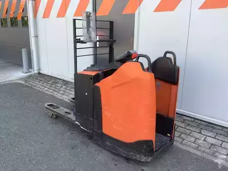 Nízkozdvižný vozík 2019  Toyota LPE250 (2)