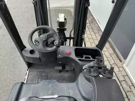 Carrelli elettrici 3 ruote 2014  Linde E16-01 (3)