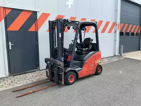 LPG Forklifts  Linde H16T-01 (1)