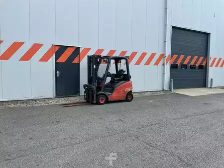 LPG Forklifts  Linde H16T-01 (4)