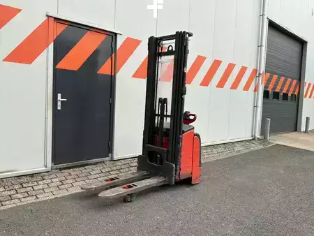 Magasemelésű béka 2014  Linde L16 (1)