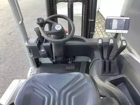 Chariots électriques à 3 roues 2018  Still RX20-16C (3)