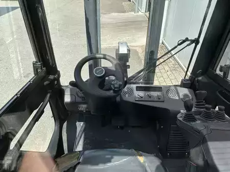 LPG Forklifts  Linde H20T-02/600 (3)