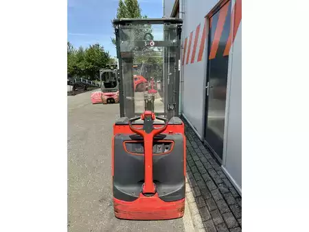 Wózek wysokiego podnoszenia 2020  Linde L14 (3)