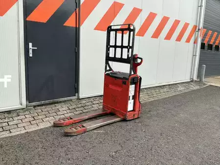 Niederhubwagen  Linde T16 (1)