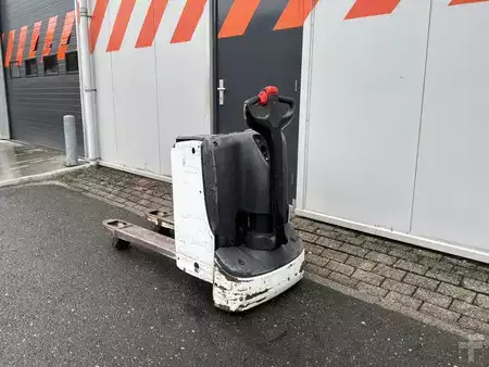 Niederhubwagen  Linde T16 (1)