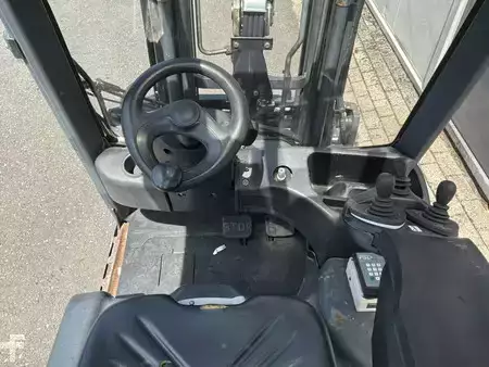 3-wiel elektrische heftrucks 2013  Linde E16C-01 (3)