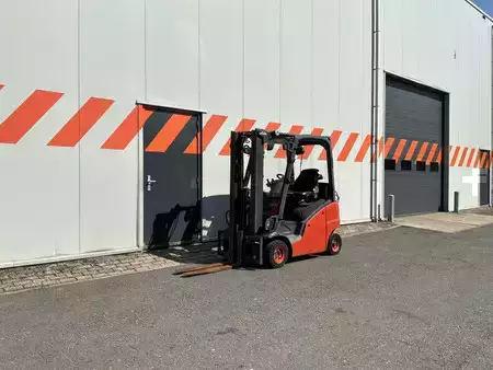 LPG Forklifts  Linde H16T-01 (5)