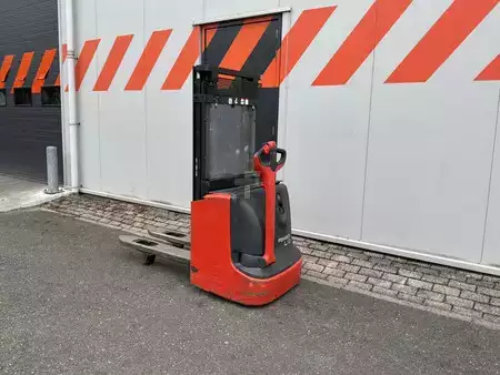 Ruční vysokozdvižný vozík 2019  Linde L12i (2)