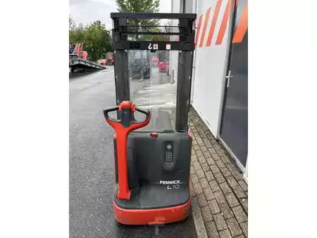 Stacker pedestre 2015  Linde L10 (3)