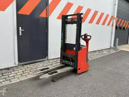 Ruční vysokozdvižný vozík 2019  Linde L12i (1)