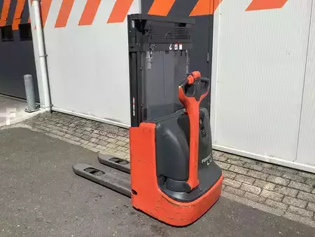 Apilador eléctrico  Linde L12 (2)