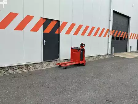 Niederhubwagen  Linde T18 (5)