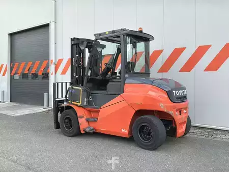 Sähkö - 4 pyör 2020  Toyota 9FBM80T (2)