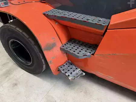 Sähkö - 4 pyör 2020  Toyota 9FBM80T (6)
