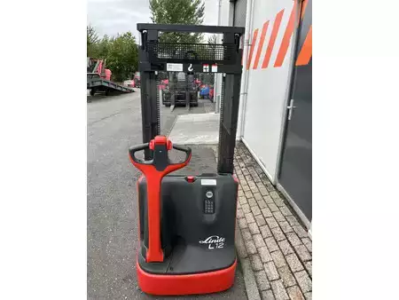 Ruční vysokozdvižný vozík 2024  Linde L12 Ion (3)