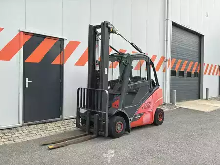 Nestekaasutrukki 2017  Linde H25T-02 (1)