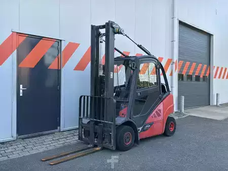 Nestekaasutrukki 2017  Linde H25T-02 (1)
