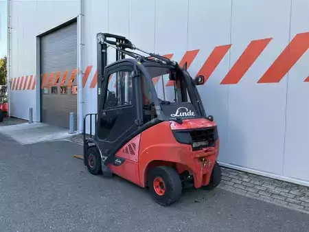 Nestekaasutrukki 2017  Linde H25T-02 (2)