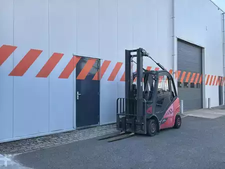 Nestekaasutrukki 2017  Linde H25T-02 (5)