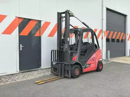 Nestekaasutrukki 2017  Linde H25T-02 (1)