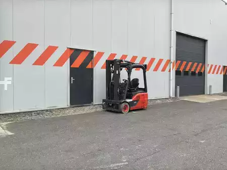 Sähkö - 3 pyör 2021  Linde E16C-02 (5)