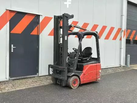 Elektro 3 Rad  Linde E16C-01 (1)