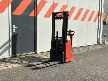 Hochhubwagen 2020  Linde L10 (1)