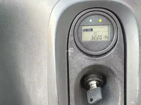 Ledstaplare 2021  Linde D08 (4)