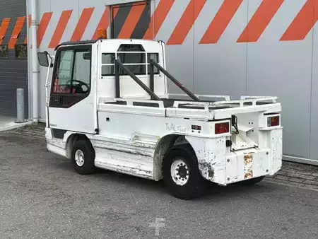 Trator de terminal  Linde P250 (2)