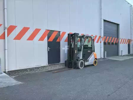 Carrelli elevatori GPL 2016  Still RX70-25T (5)