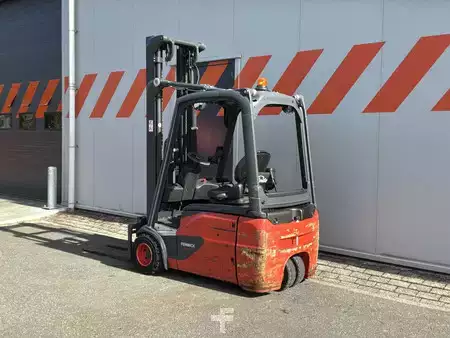 Elektro tříkolové VZV 2020  Linde E18-02 (2)