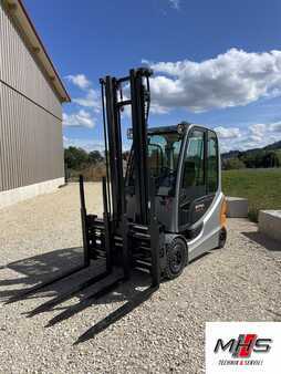 Elektro 4 Rad 2012  Still RX 60-25 L (1)