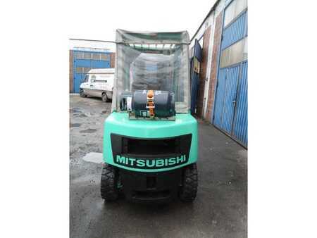 LPG VZV 1994  Mitsubishi FG 30T (3)