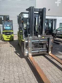 Diesel Forklifts 2017  Clark C55sD (3)